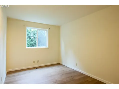 4631 Daisy Street Springfield OR 97478