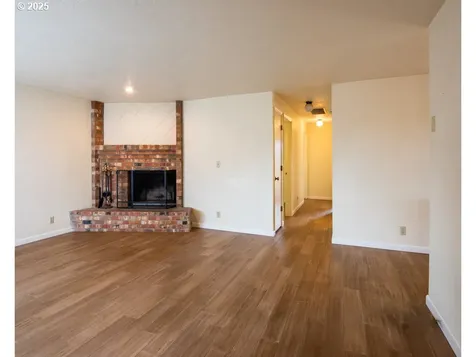 4631 Daisy Street Springfield OR 97478