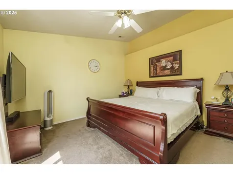 9900 NE 41st Court Vancouver WA 98686