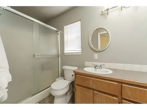 9900 NE 41st Court Vancouver WA 98686