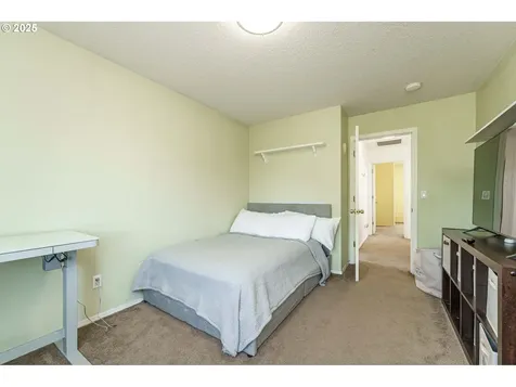 9900 NE 41st Court Vancouver WA 98686