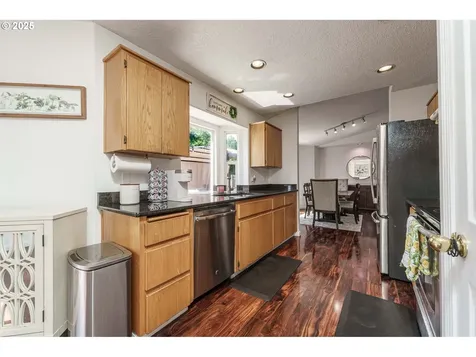 9900 NE 41st Court Vancouver WA 98686