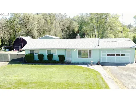 367 Fawn Drive Roseburg OR 97470