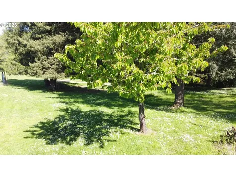 367 Fawn Drive Roseburg OR 97470