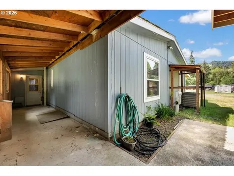 752 Metzger Road Carson WA 98610