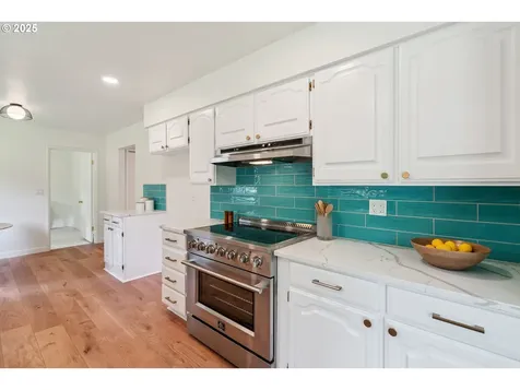 2736 SW Sylvania Terrace Portland OR 97219