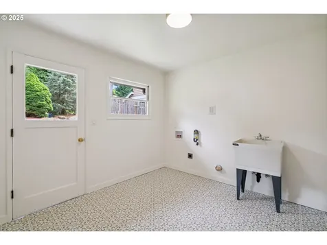 2736 SW Sylvania Terrace Portland OR 97219