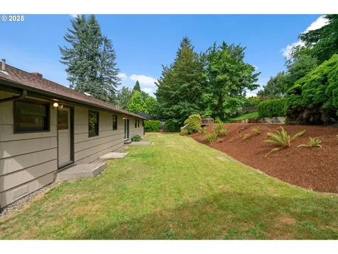 2736 SW Sylvania Terrace Portland OR 97219