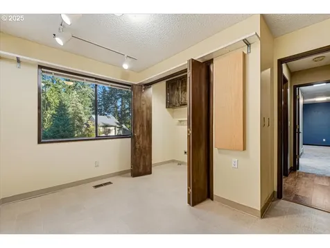 2201 NW 128th Street Vancouver WA 98685