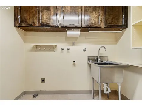 2201 NW 128th Street Vancouver WA 98685