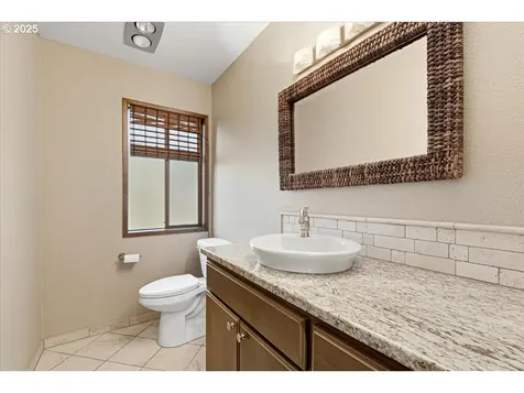 2201 NW 128th Street Vancouver WA 98685