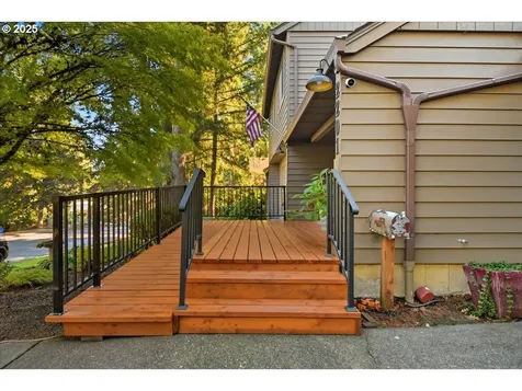2201 NW 128th Street Vancouver WA 98685