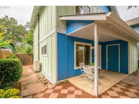 3059 W 15th Avenue Eugene OR 97402