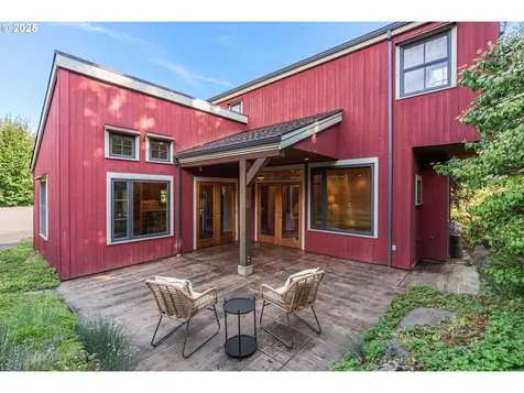 909 Nina Lane Hood River OR 97031