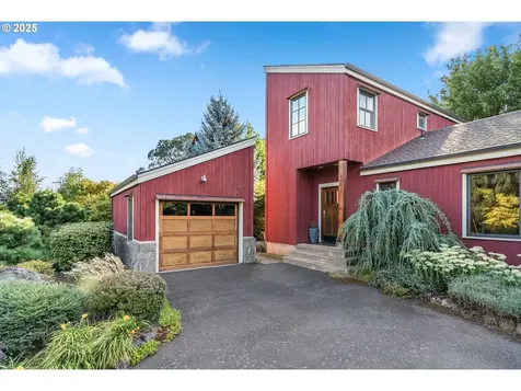909 Nina Lane Hood River OR 97031