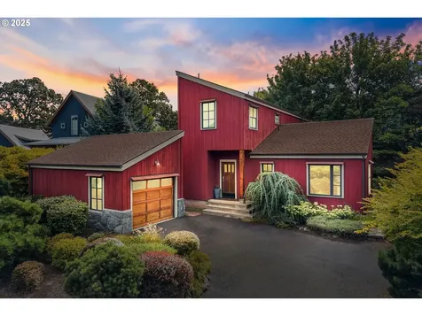 909 Nina Lane Hood River OR 97031