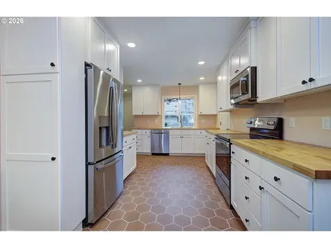 1301 NW 40th Street Vancouver WA 98660