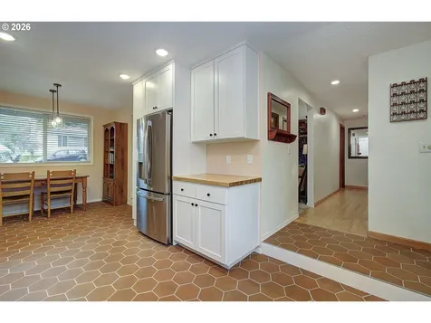 1301 NW 40th Street Vancouver WA 98660