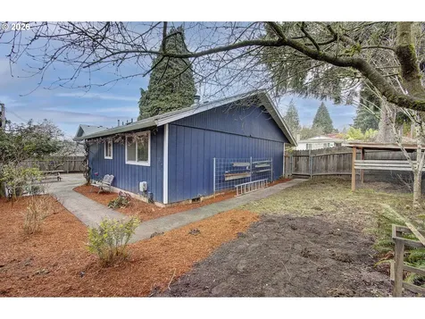 1301 NW 40th Street Vancouver WA 98660