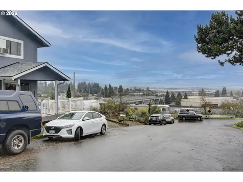 1301 NW 40th Street Vancouver WA 98660