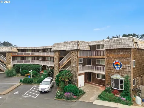 48988 Us Highway 101 Neskowin OR 97149