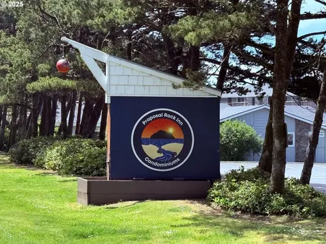 48988 Us Highway 101 Neskowin OR 97149