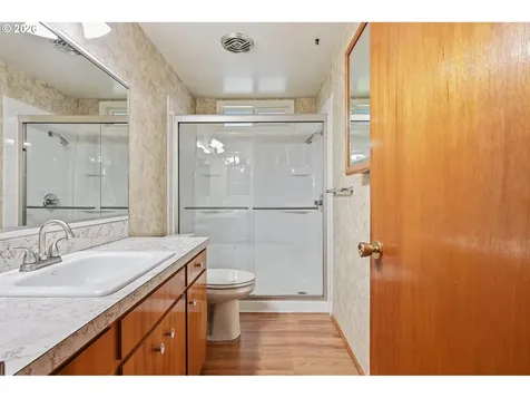 1720 Jansen Way Woodburn OR 97071