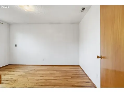 1720 Jansen Way Woodburn OR 97071