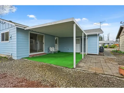 1720 Jansen Way Woodburn OR 97071