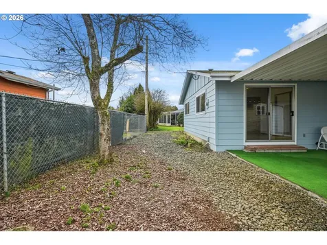 1720 Jansen Way Woodburn OR 97071