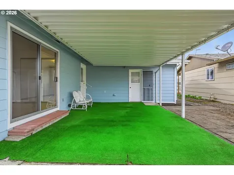 1720 Jansen Way Woodburn OR 97071