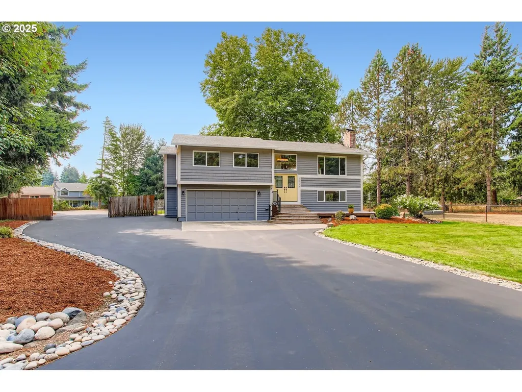 12721 NE 111th Street Vancouver WA 98682