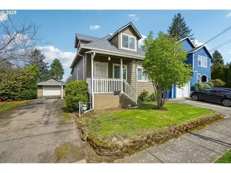 8511 NE Brazee Street Portland OR 97220