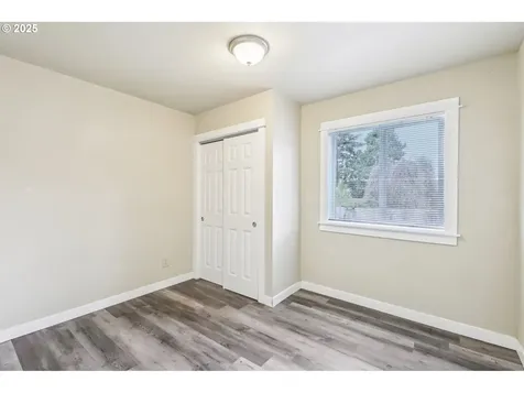 8511 NE Brazee Street Portland OR 97220