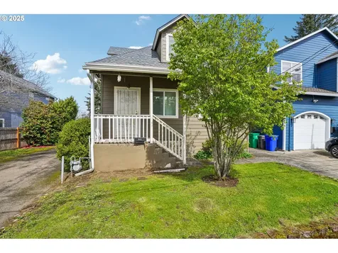 8511 NE Brazee Street Portland OR 97220
