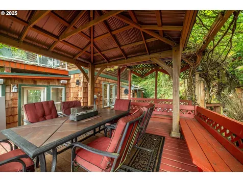 8839 NW Springville Road Portland OR 97231
