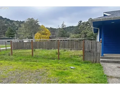 28218 Mateer Road Gold Beach OR 97444