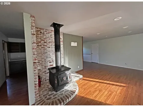 28218 Mateer Road Gold Beach OR 97444
