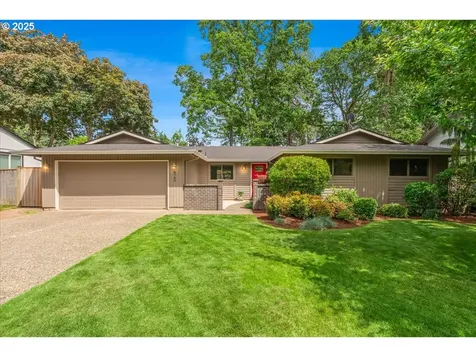 8740 SW Bomar Court Portland OR 97223