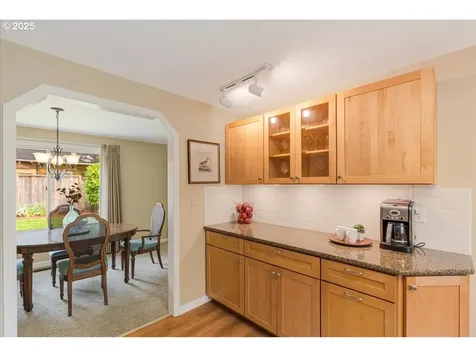 8740 SW Bomar Court Portland OR 97223