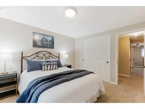 8740 SW Bomar Court Portland OR 97223