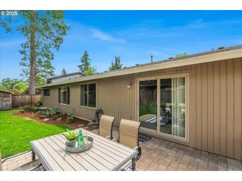 8740 SW Bomar Court Portland OR 97223