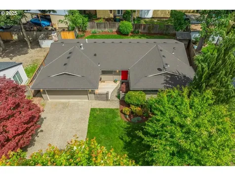 8740 SW Bomar Court Portland OR 97223