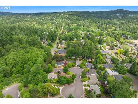 8740 SW Bomar Court Portland OR 97223