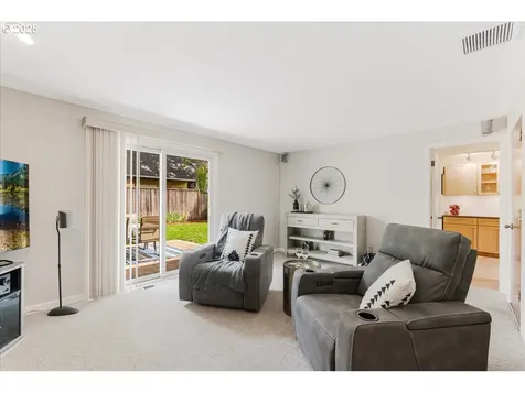 8740 SW Bomar Court Portland OR 97223
