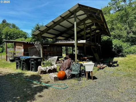 1433 E Canal Creek Road Waldport OR 97394