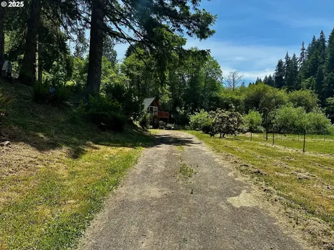 1433 E Canal Creek Road Waldport OR 97394