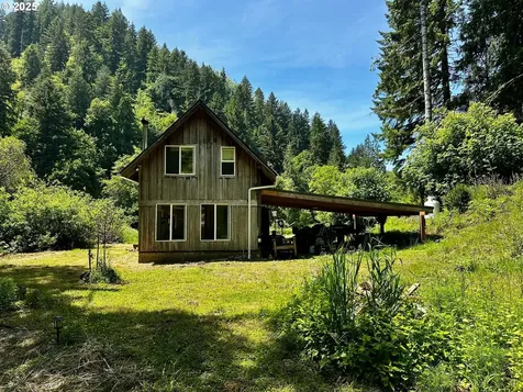 1433 E Canal Creek Road Waldport OR 97394