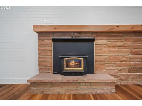 1823 NE Garfield Street Camas WA 98607