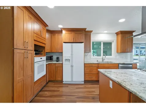 1823 NE Garfield Street Camas WA 98607